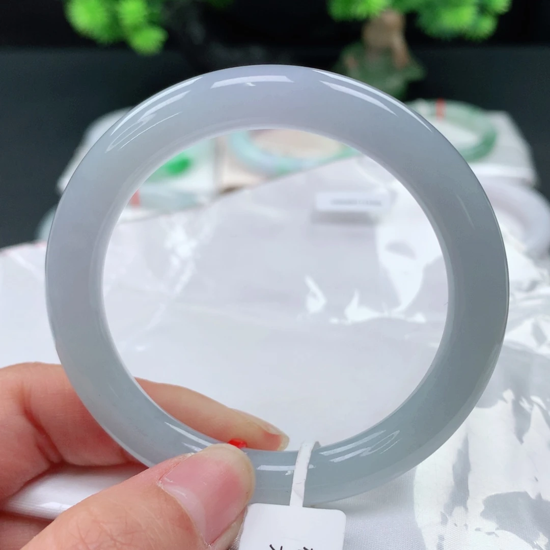 翡翠手镯未镶嵌51 52天空蓝紫