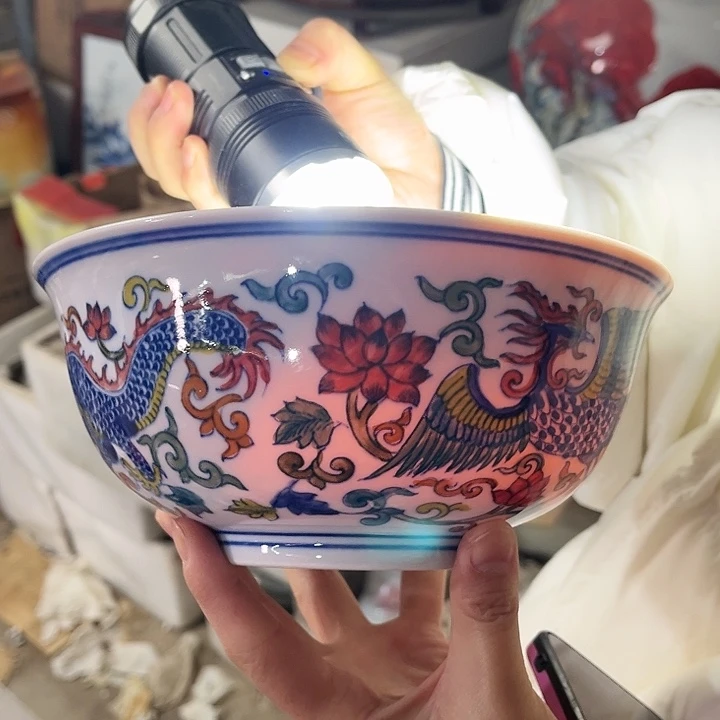 瓷片///////直径20厘米。红。