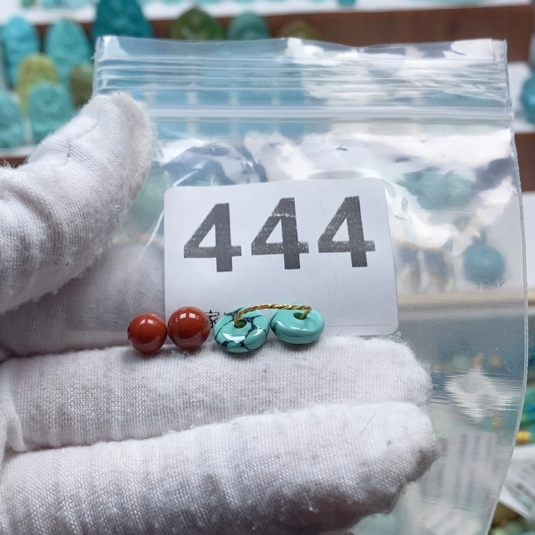 南红玛瑙未镶嵌珠宝奇石