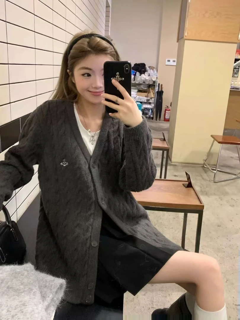 【请叫我大韩】2025年V领纯色麻花刺绣宽松显瘦针织开衫353