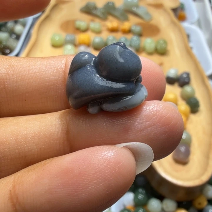 未镶嵌和田玉珠宝半成品