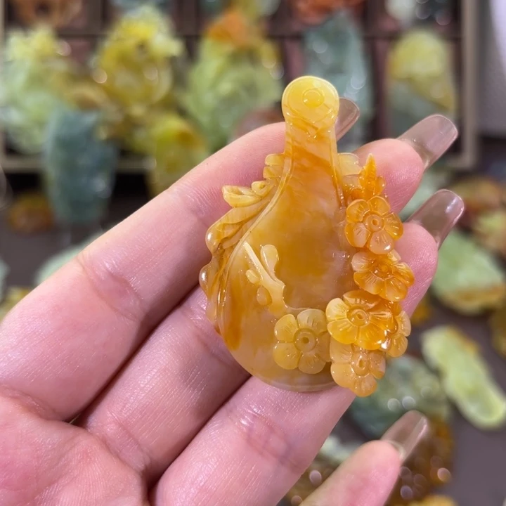 未镶嵌蛇纹石玉颈饰