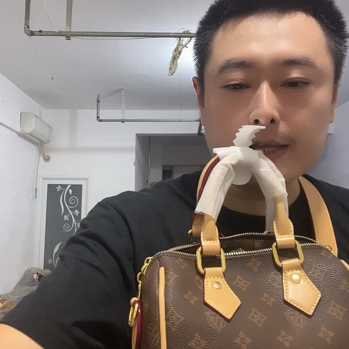蚕丝犏牛皮（革）驴皮（革）