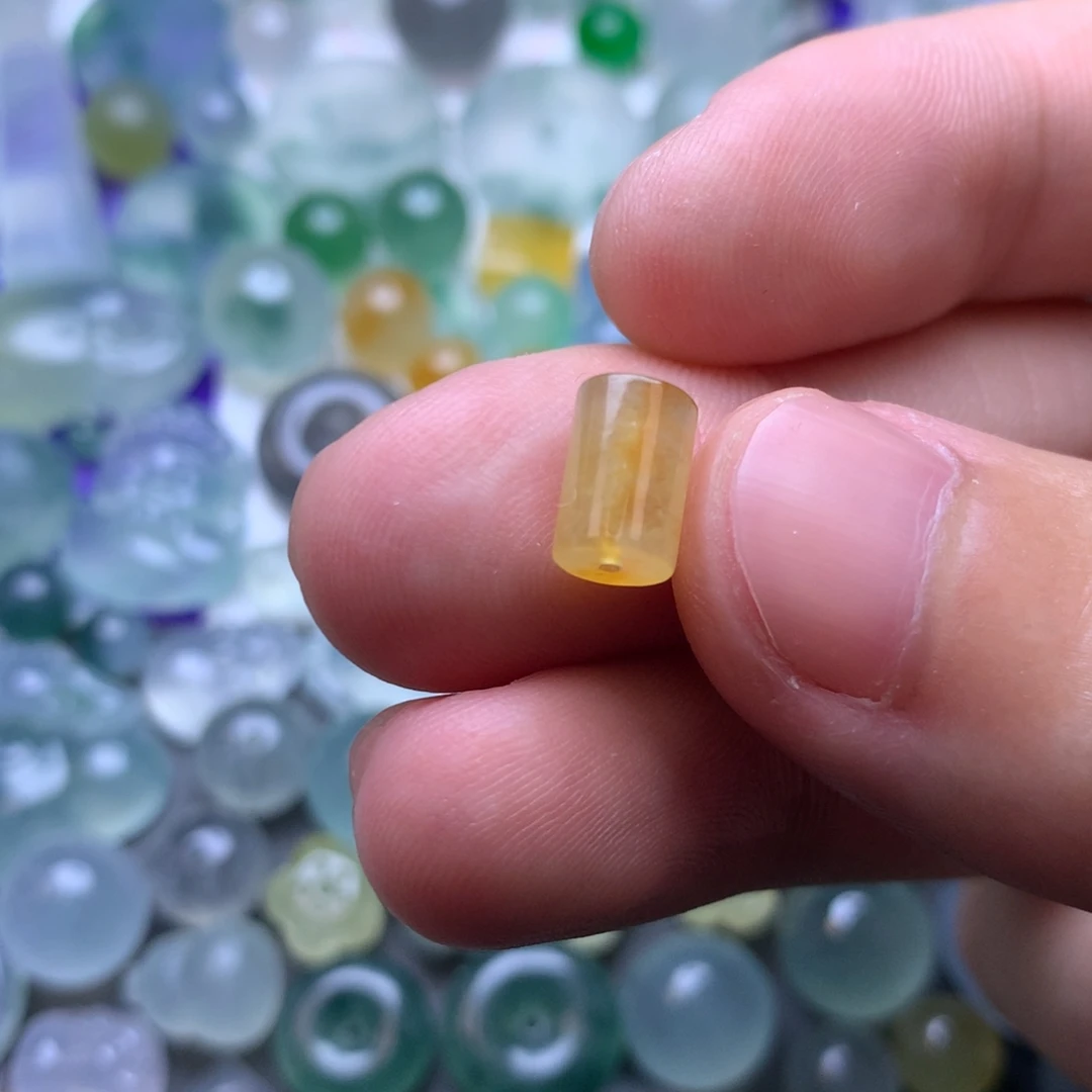 定制翡翠未镶嵌挂件
