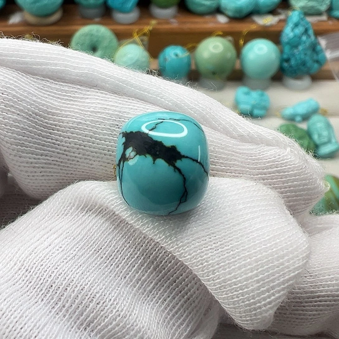 绿松石配饰未镶嵌