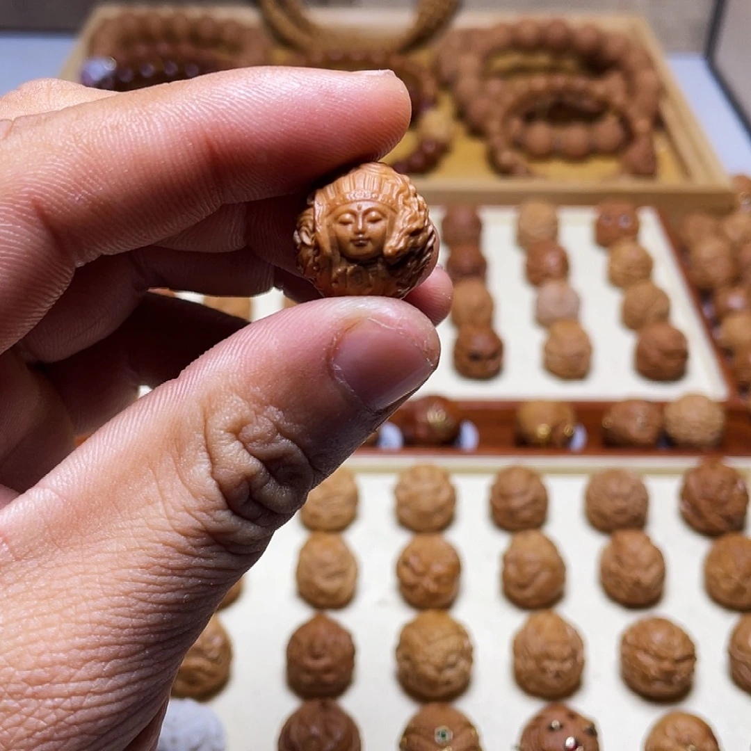 维***心吊坠猴头核桃18左右猴头核桃雕刻