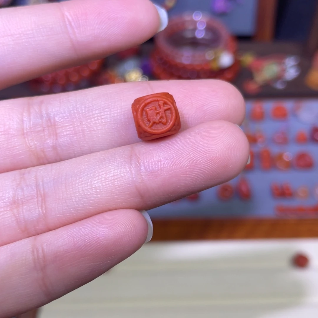 南红玛瑙未镶嵌招财进宝六方珠卡9