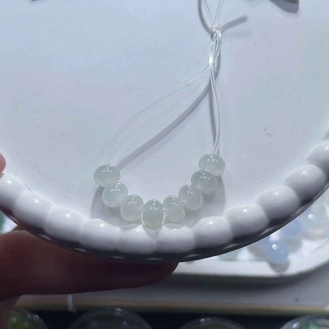 翡翠未镶嵌手链卡6+
