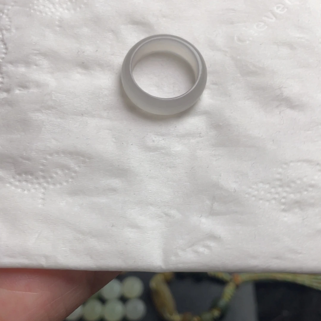 团***子和田玉未镶嵌颈饰