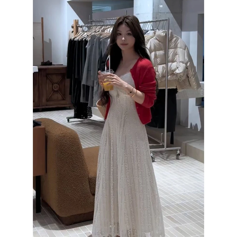 2025秋冬新款女韩系穿搭修身长袖毛衣开衫收腰V领蕾丝吊带连衣裙