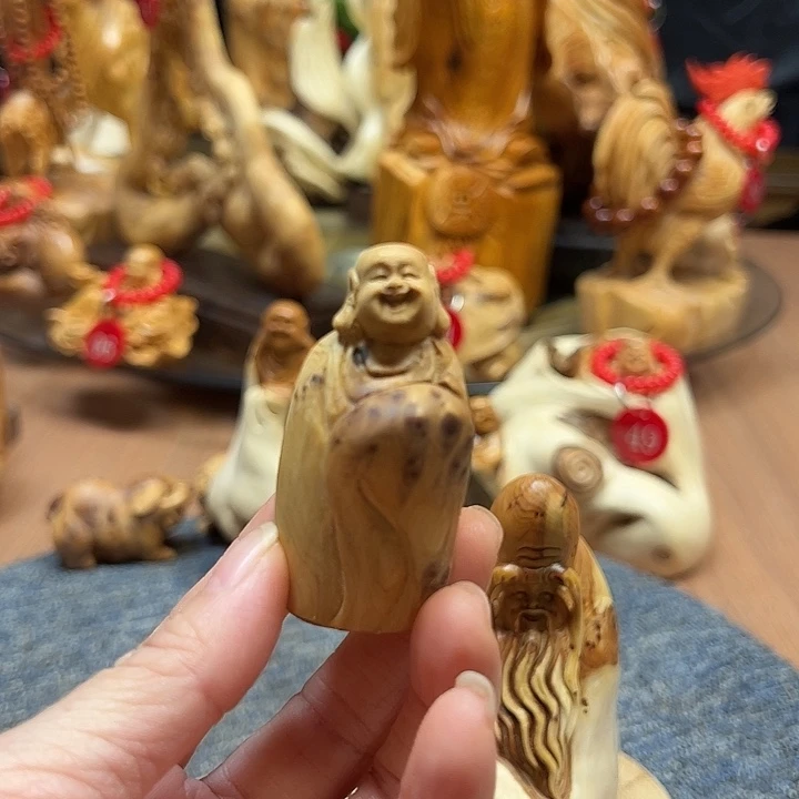 无事牌非洲檀香崖柏摆件