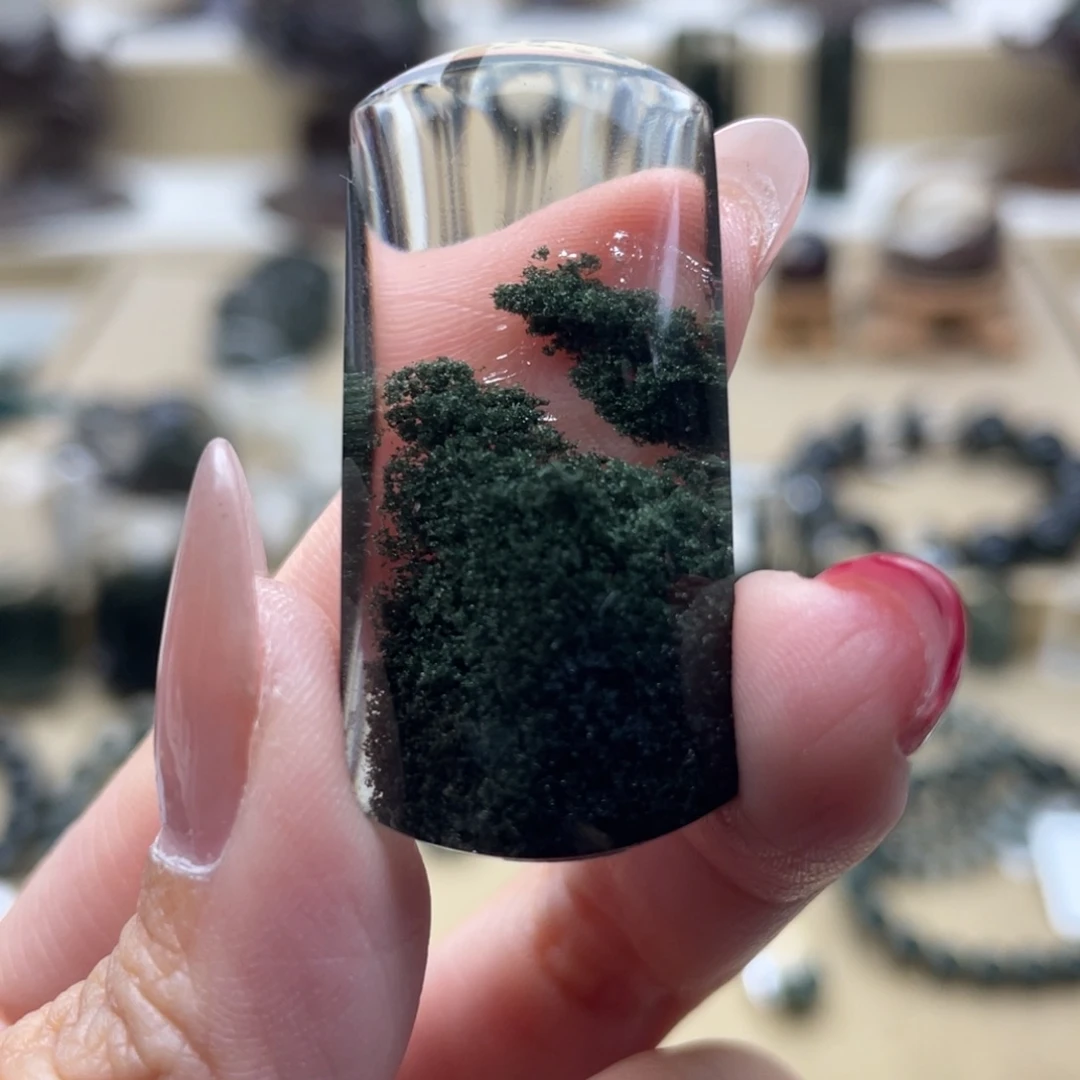 颈饰未镶嵌水晶绿幽灵吊坠