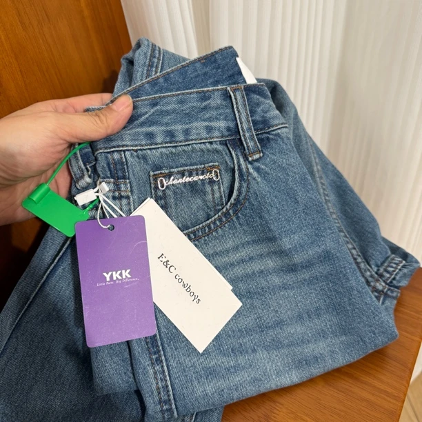 18008# 超模小直筒 软牛仔直筒牛仔裤