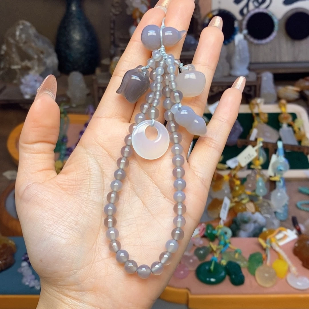 玛瑙/玉髓未镶嵌颈饰挂件