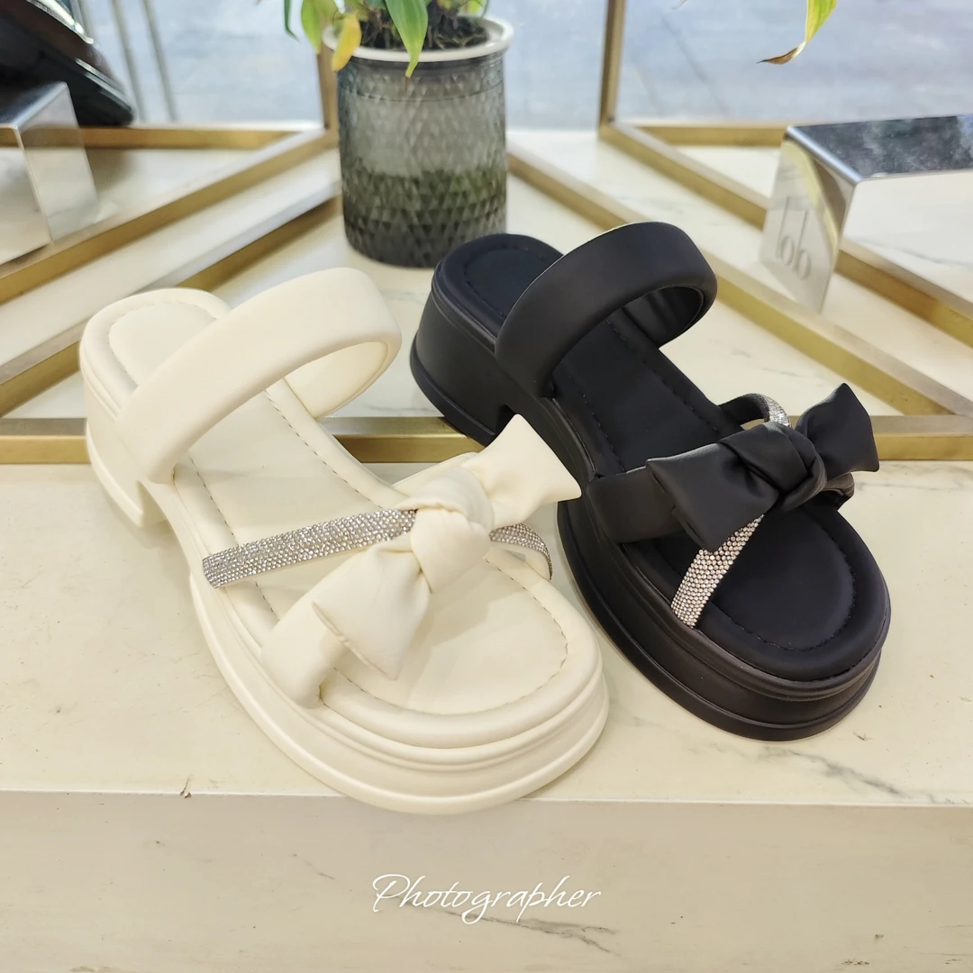 花花家女鞋实体店611-33厚底拖鞋时尚水钻蝴蝶结外穿凉拖鞋