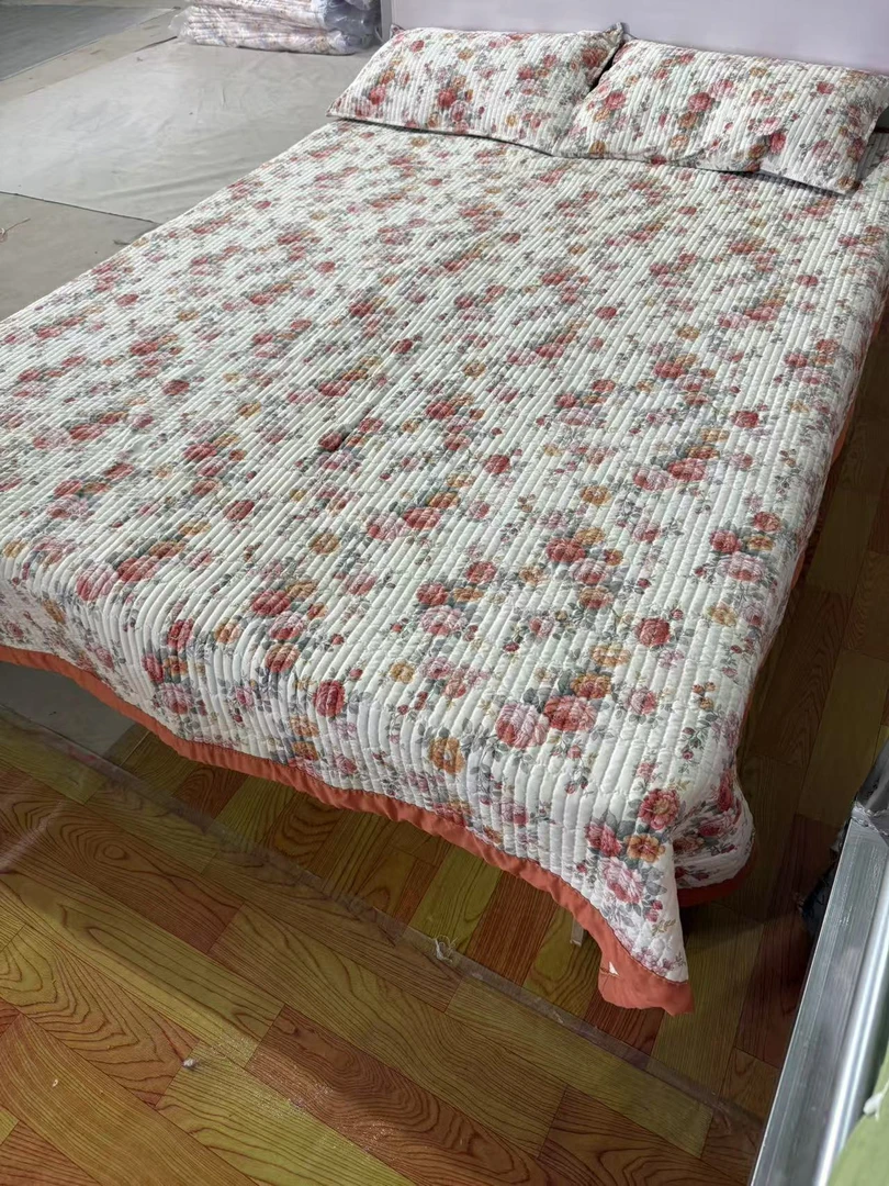 英伦玫瑰200*230莫代尔棉绗缝床盖