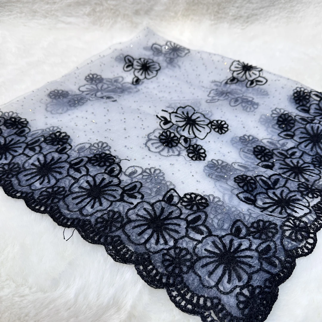 2025全面带钻薄款春秋绣花中老年人时尚方巾