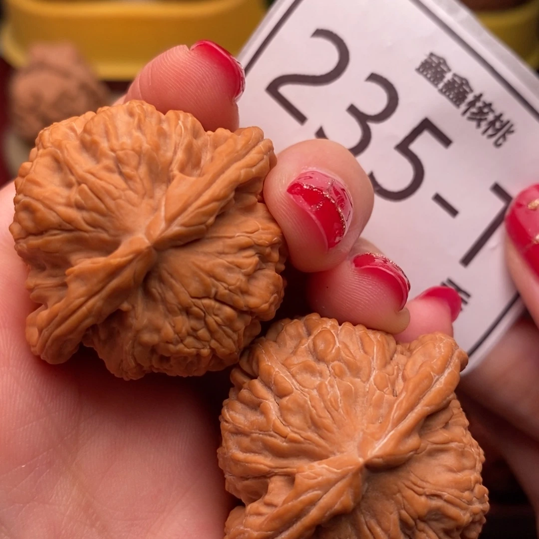 文玩核桃把件白狮38