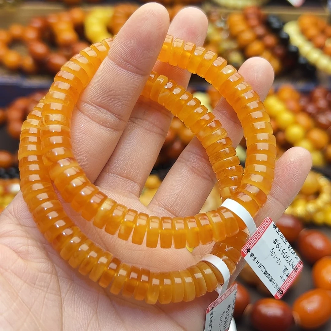 琥珀未镶嵌珠宝奇石多样性发其一