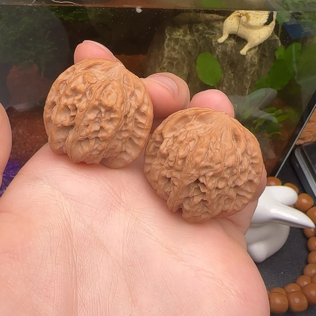 文玩核桃吊坠也核桃