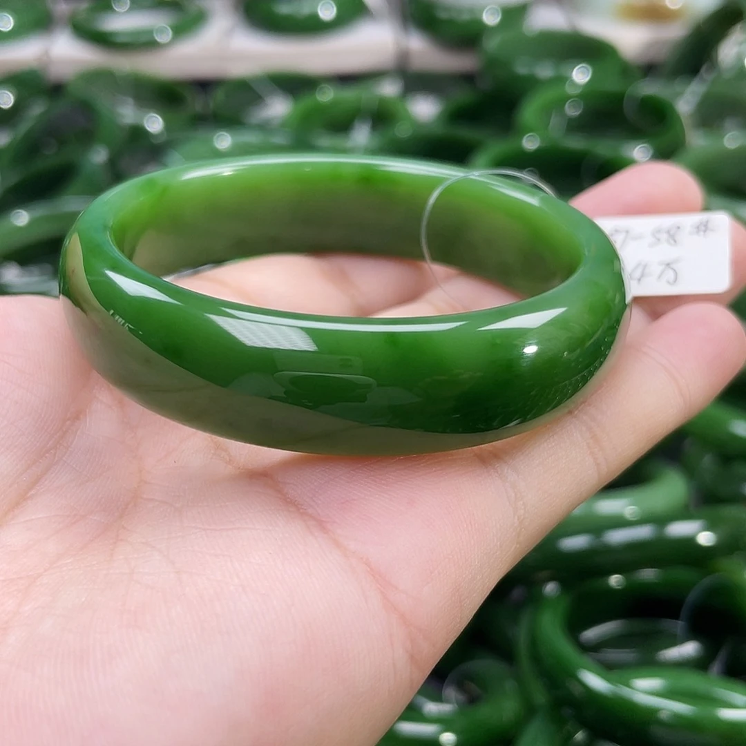 未镶嵌手镯和田玉（碧玉）