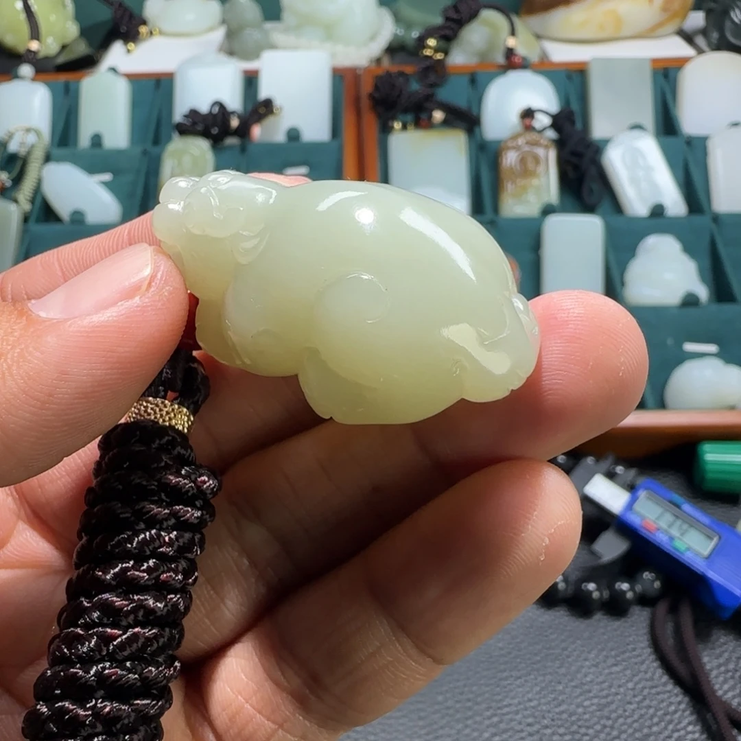 和田玉未镶嵌挂件