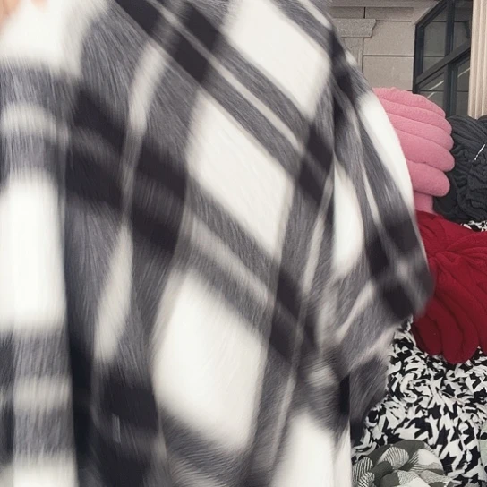 羊驼毛黑灰白格子羊羔被套180×200