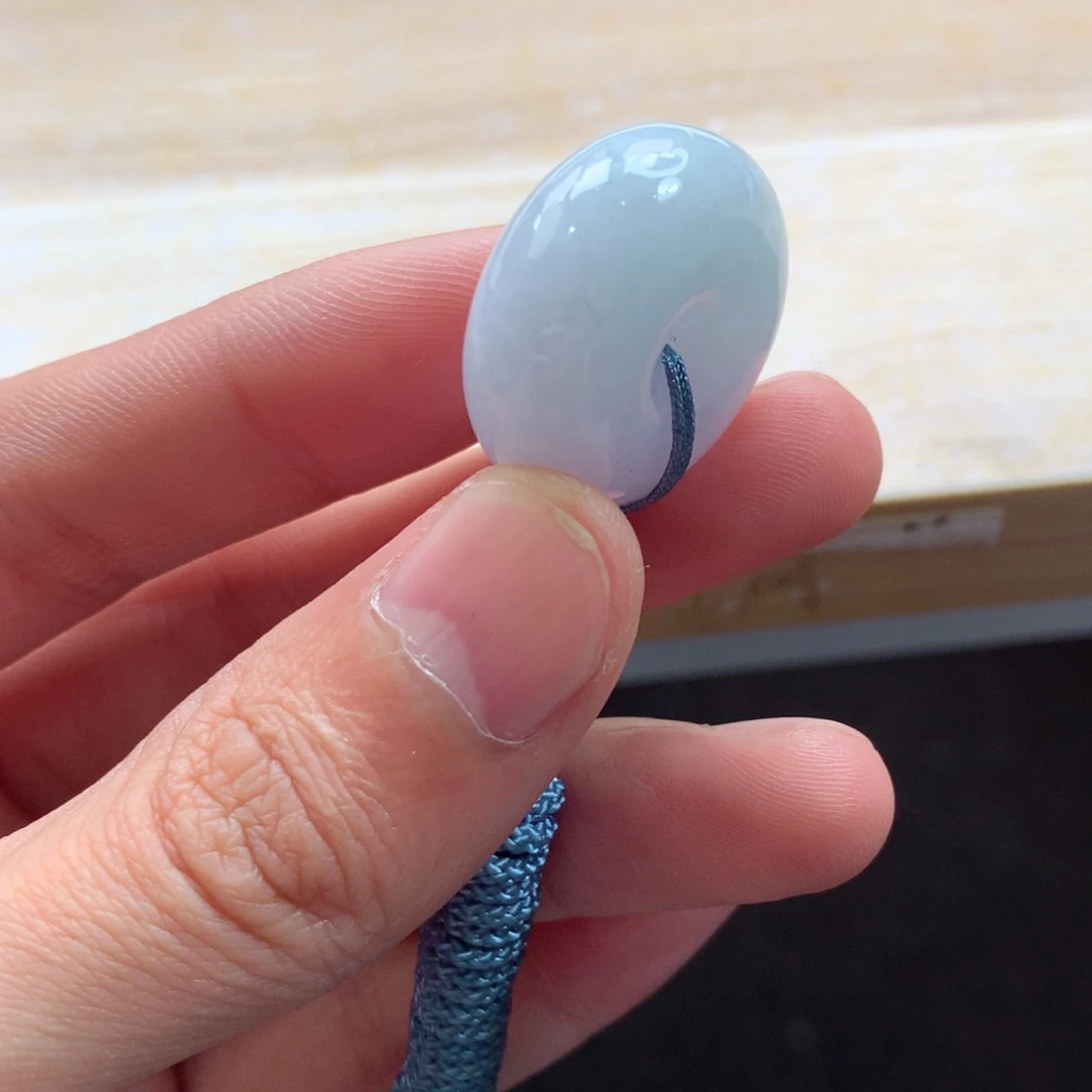 翡翠颈饰未镶嵌吊坠