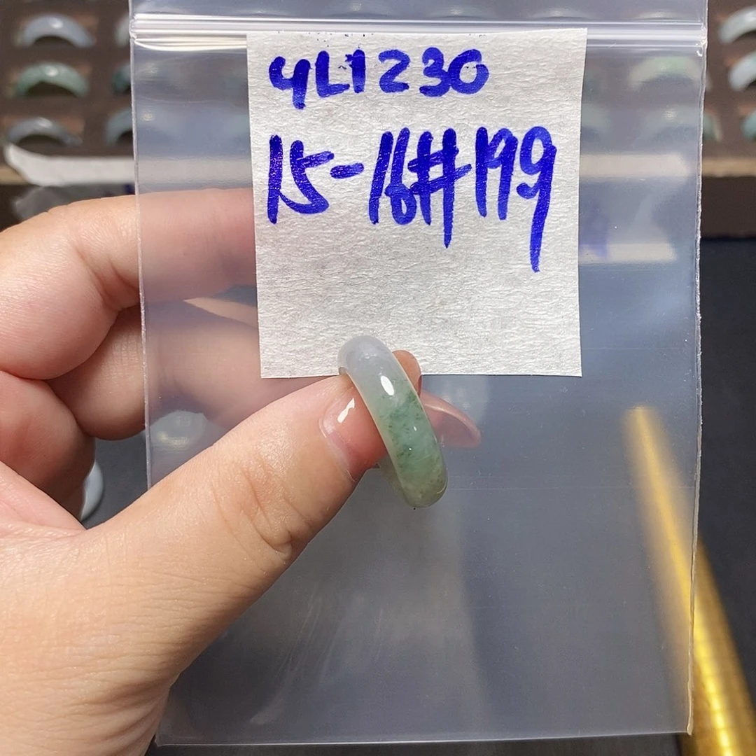 未镶嵌定制翡翠翡翠