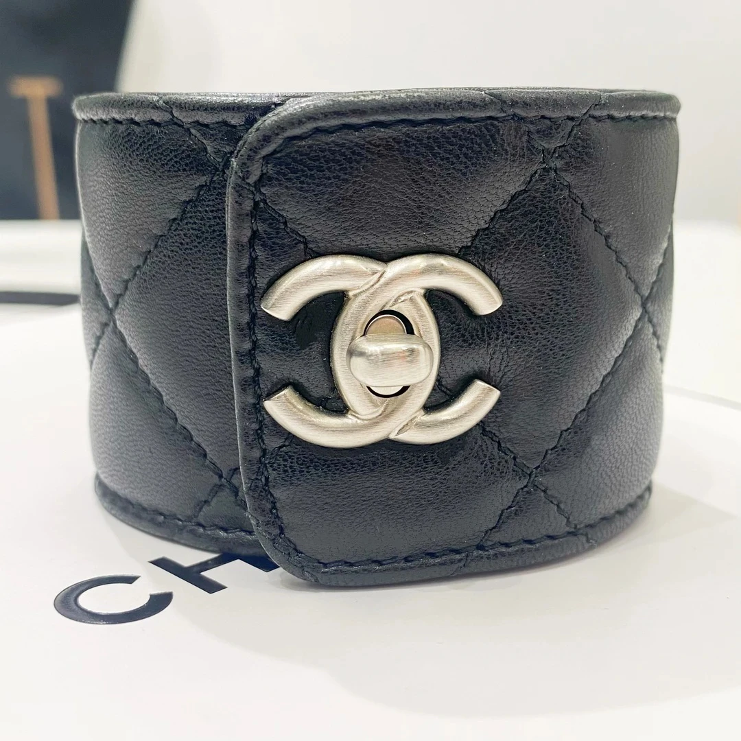 95新 Chanel/香奈儿 Chanel vintage香奈儿中古皮手镯