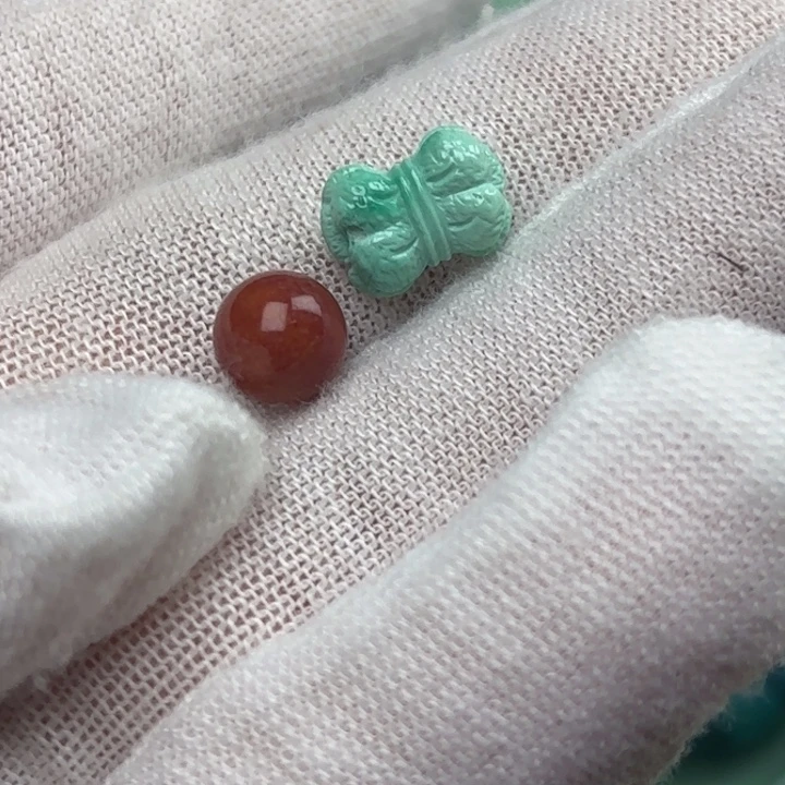 未镶嵌南红玛瑙珠宝奇石