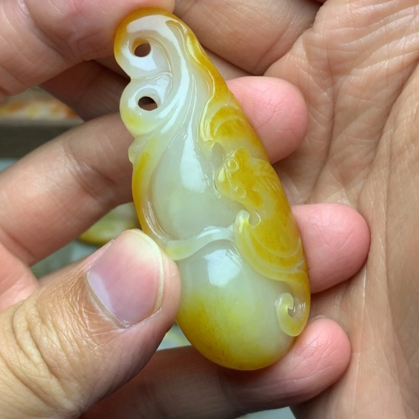 【闪购商品】颈饰未镶嵌和田玉