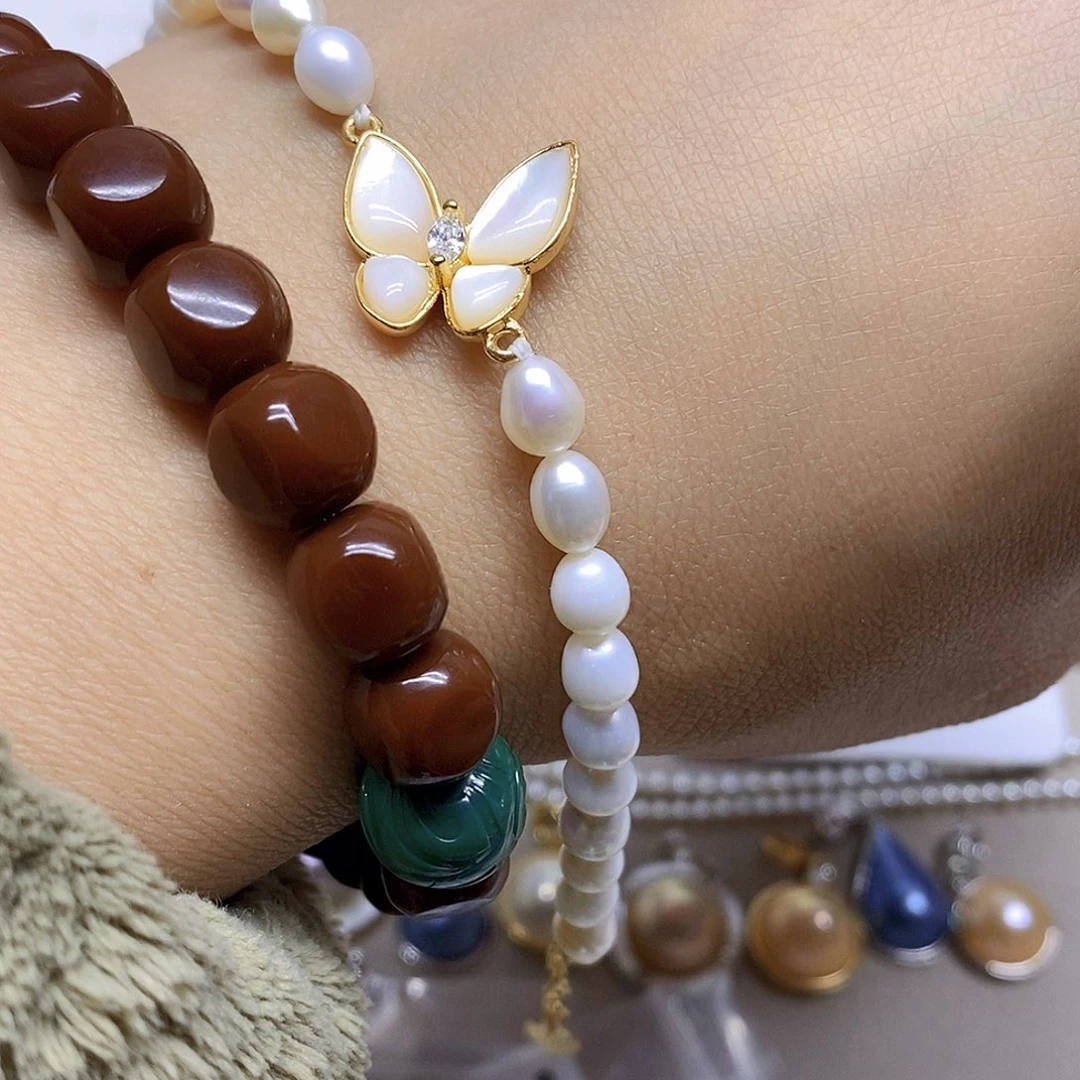 颈饰未镶嵌淡水珍珠