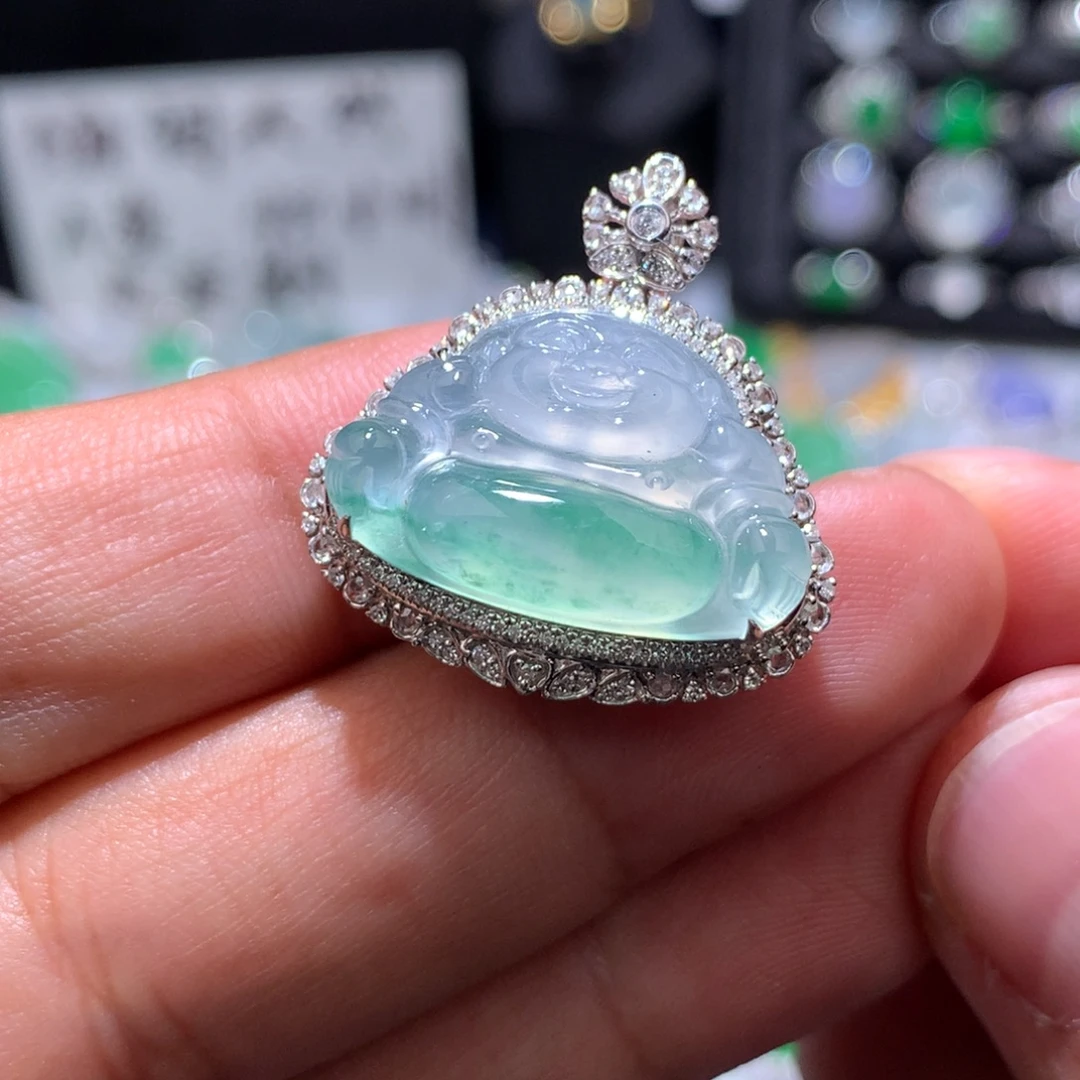 翡翠18K金镶嵌吊坠(赠链)