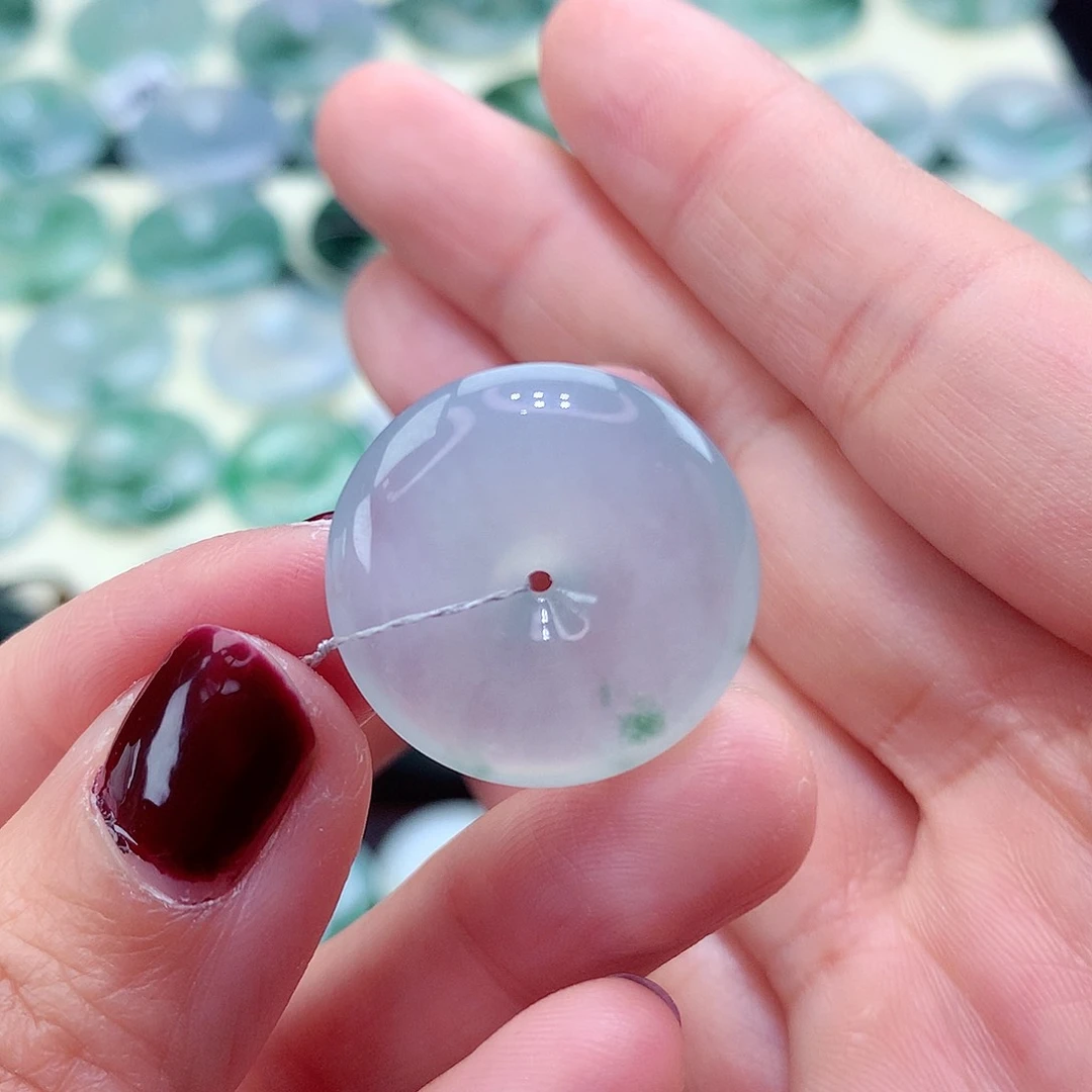 翡翠颈饰未镶嵌64尺寸21.9/5.6