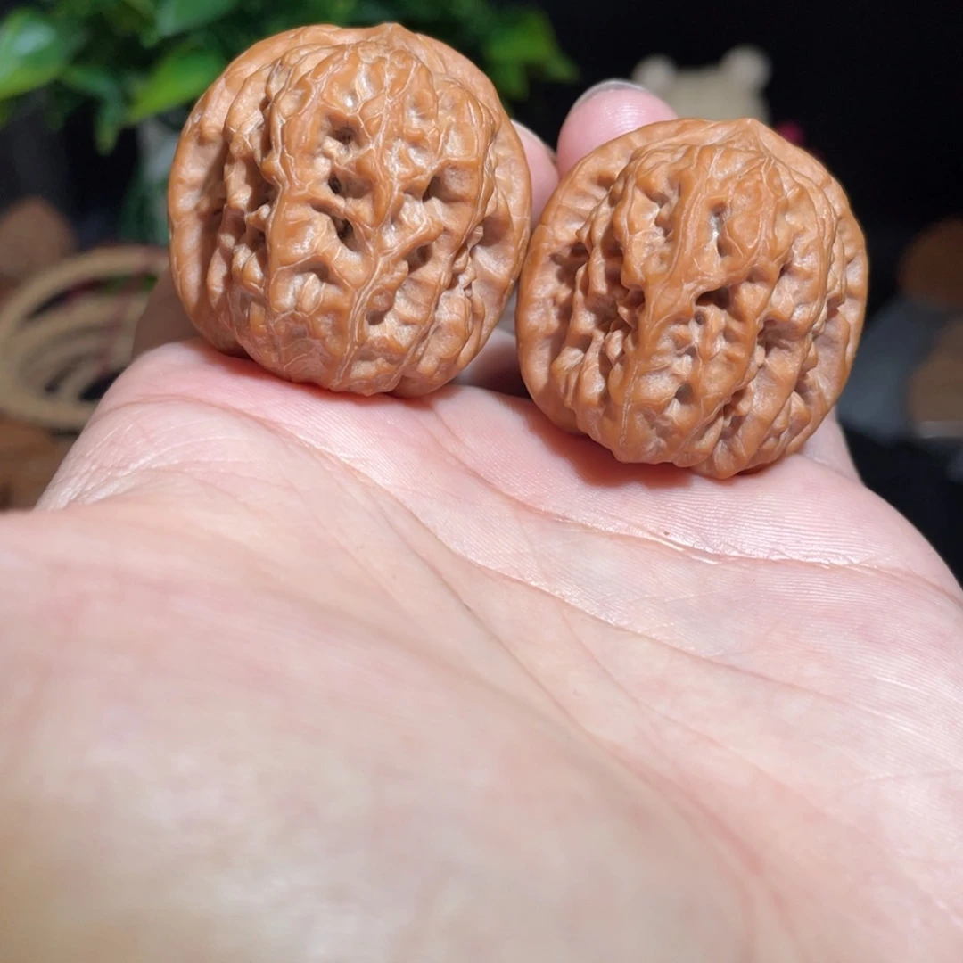 文玩核桃把件36沉水