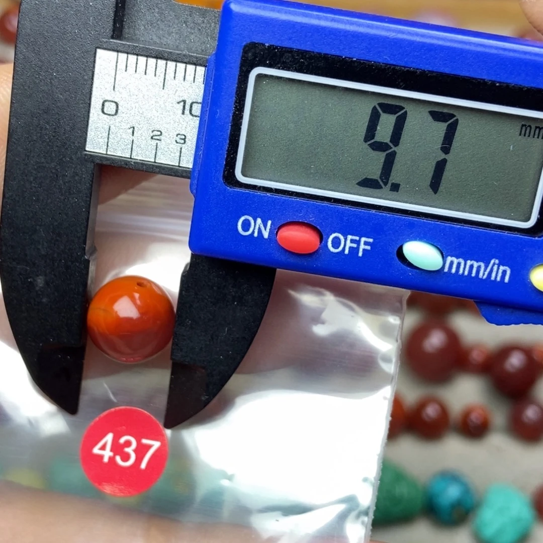 南红玛瑙未镶嵌南红玛瑙有瑕疵