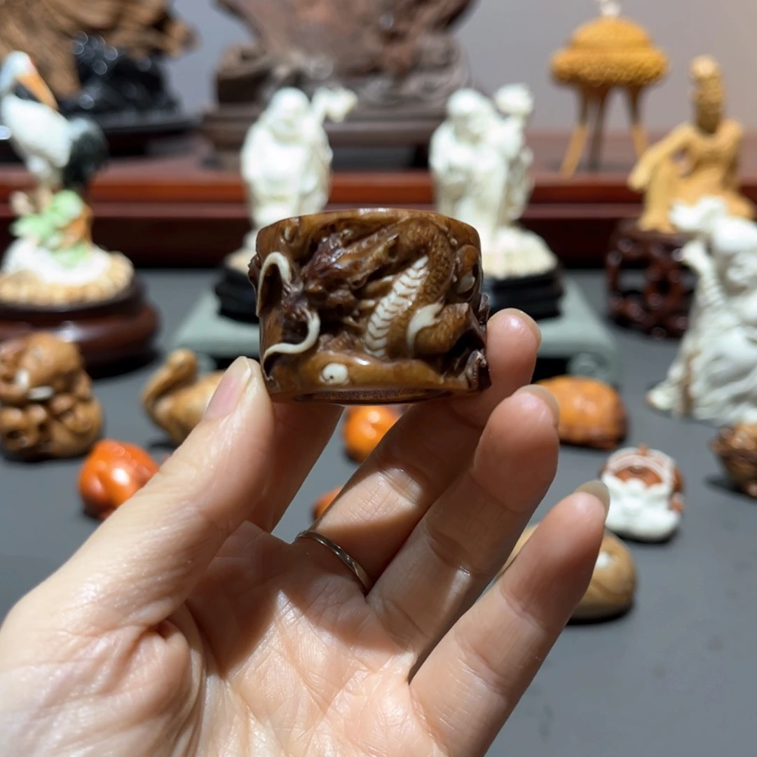 柏木（崖柏）福****泽鹿角工艺品摆件