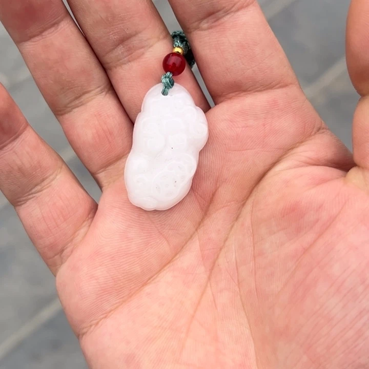 和田玉（糖玉）未镶嵌挂件