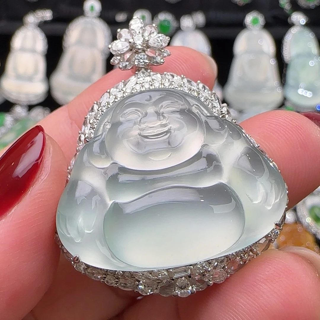 颈饰18K金镶嵌翡翠天然翡翠