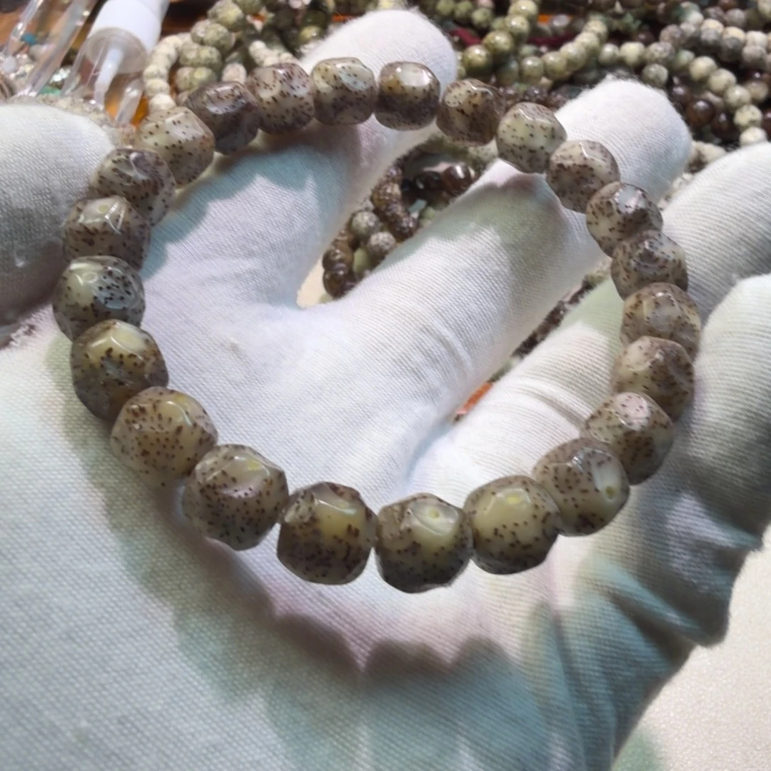 手串/手链橄榄核10×9果冻满透无相 15号