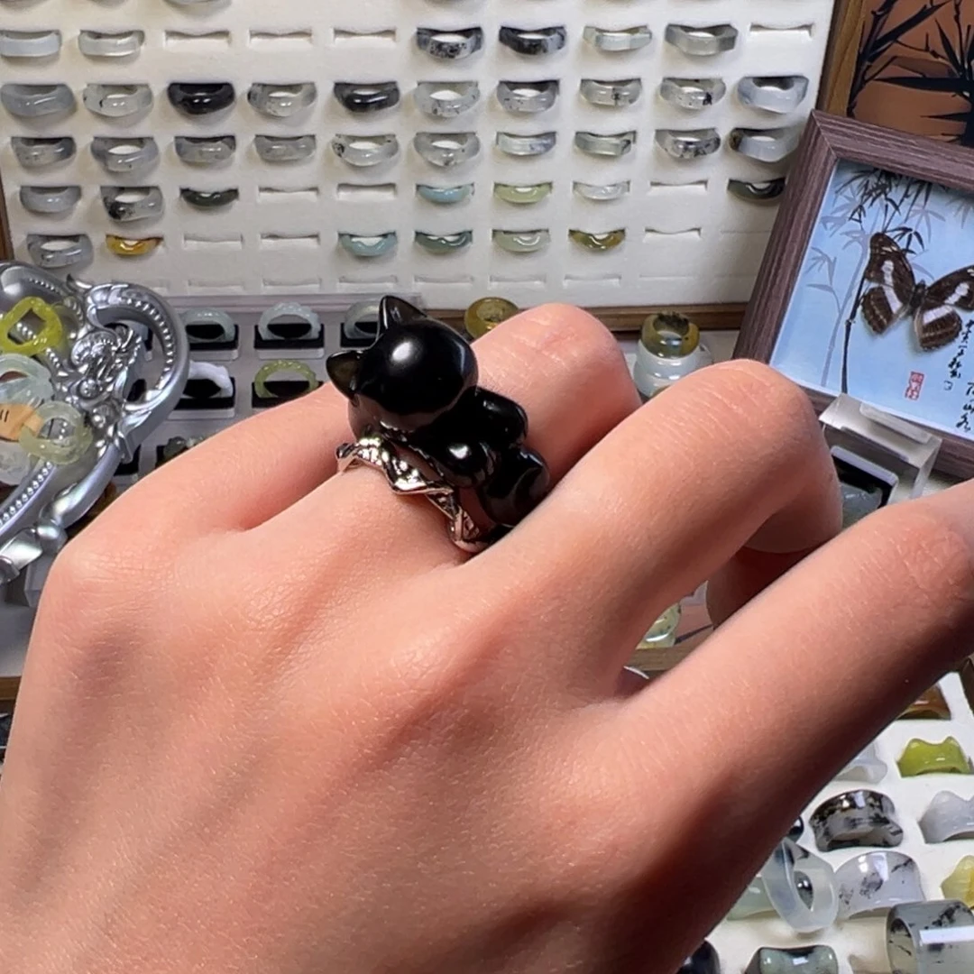 京****蛇纹石玉未镶嵌戒指瑕疵放漏