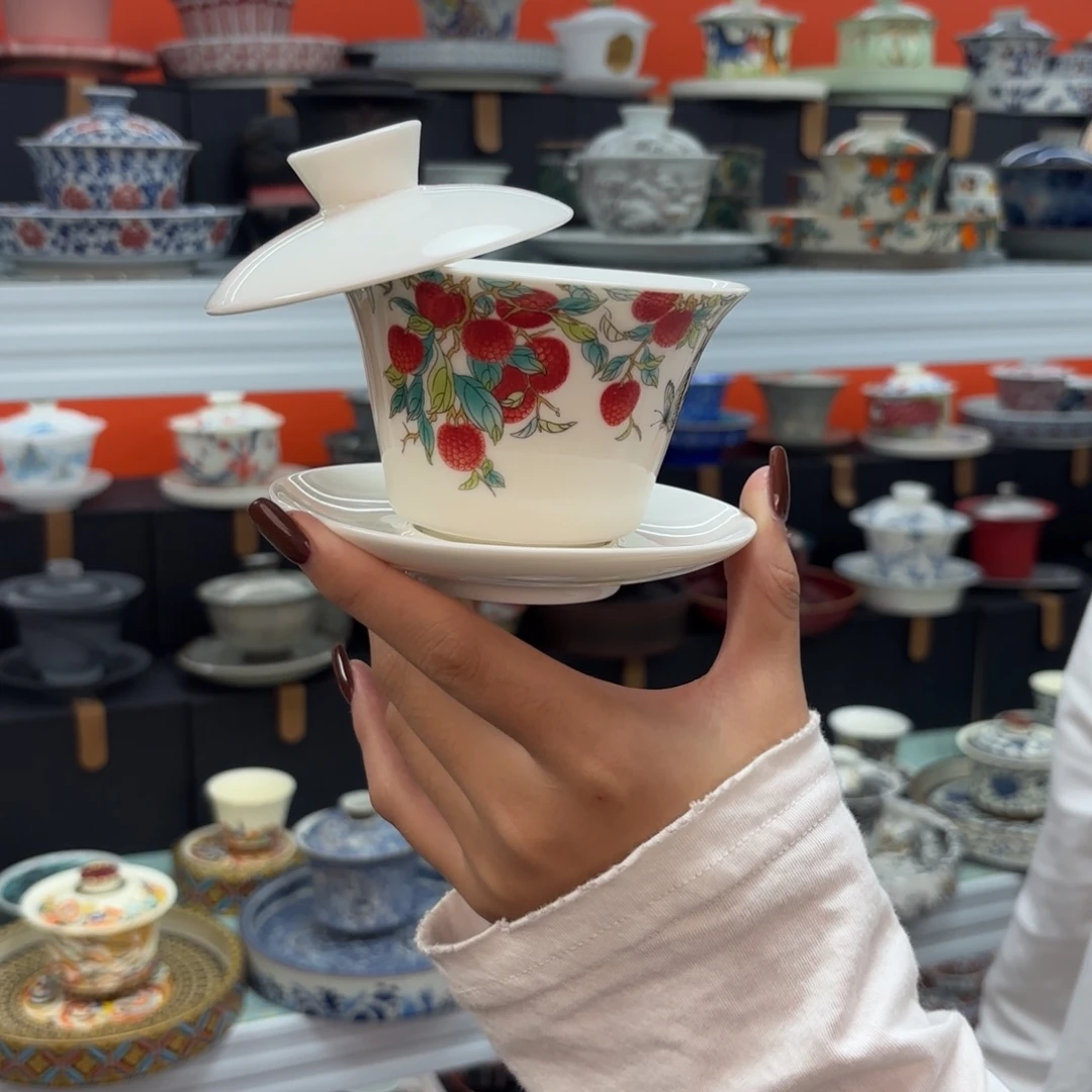 悬停和调整了一些不符合