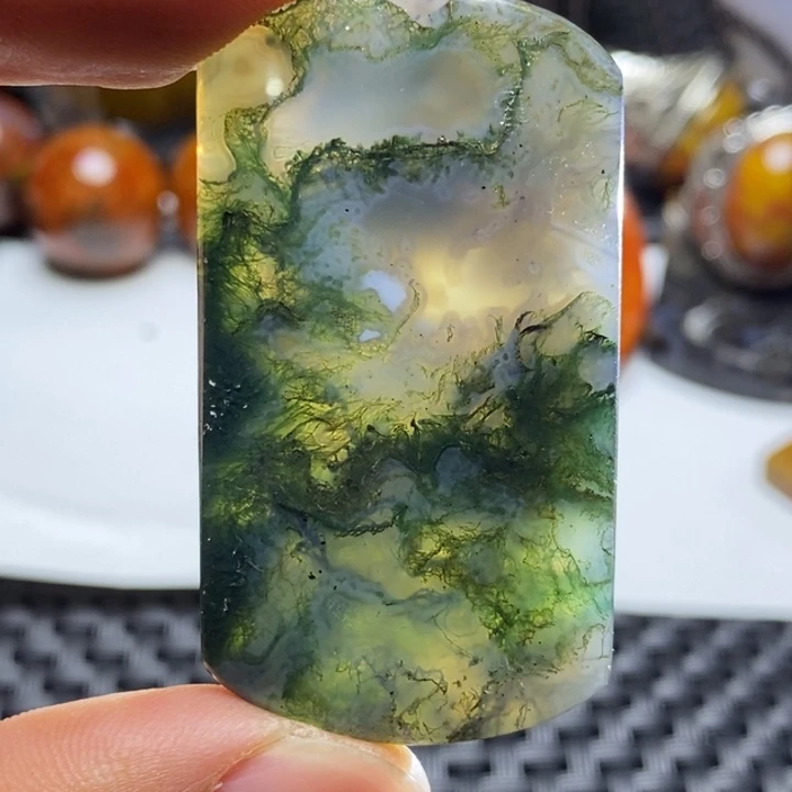 玛瑙/玉髓玛瑙未镶嵌会**鱼