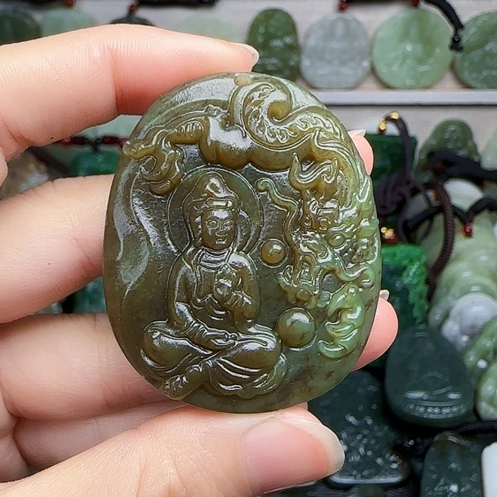 和田玉未镶嵌颈饰