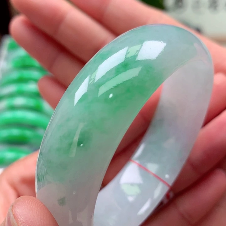 翡翠未镶嵌手镯天然翡翠手镯