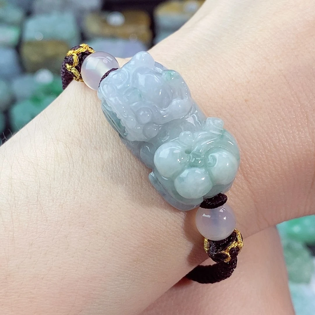 颈饰未镶嵌翡翠天然