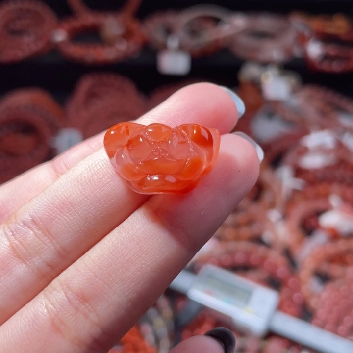 南红玛瑙未镶嵌三角莲花2181打孔备注