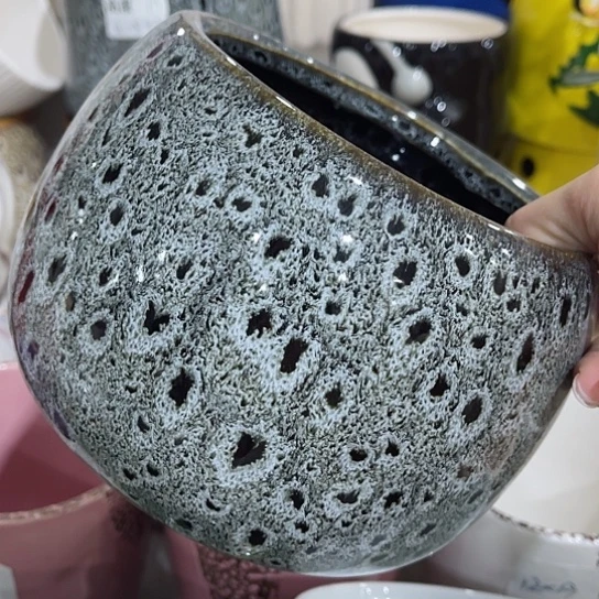 多肉绿植陶瓷花盆9.9包邮，有孔，微瑕