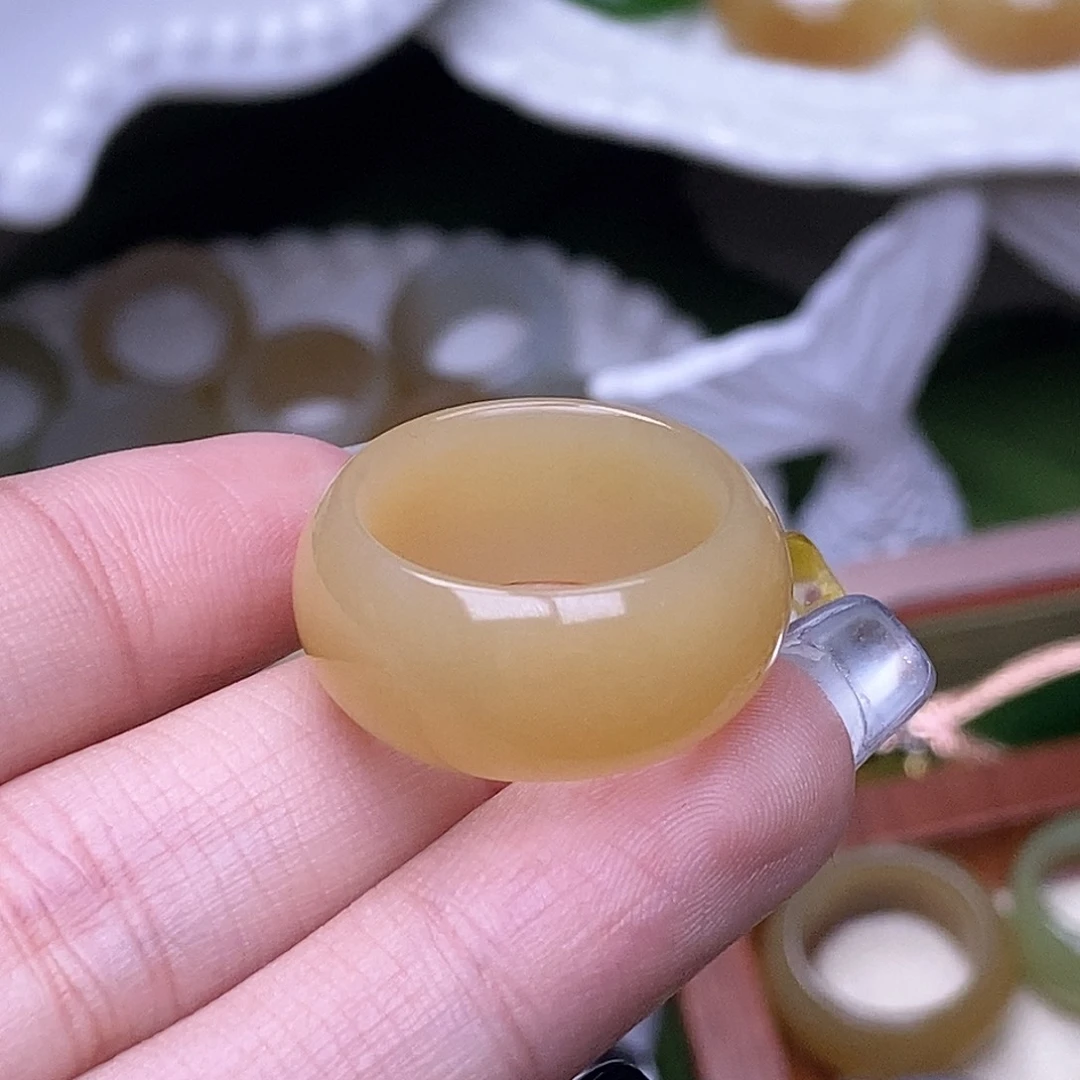 未镶嵌戒指和田玉18内径黄金蜜糖